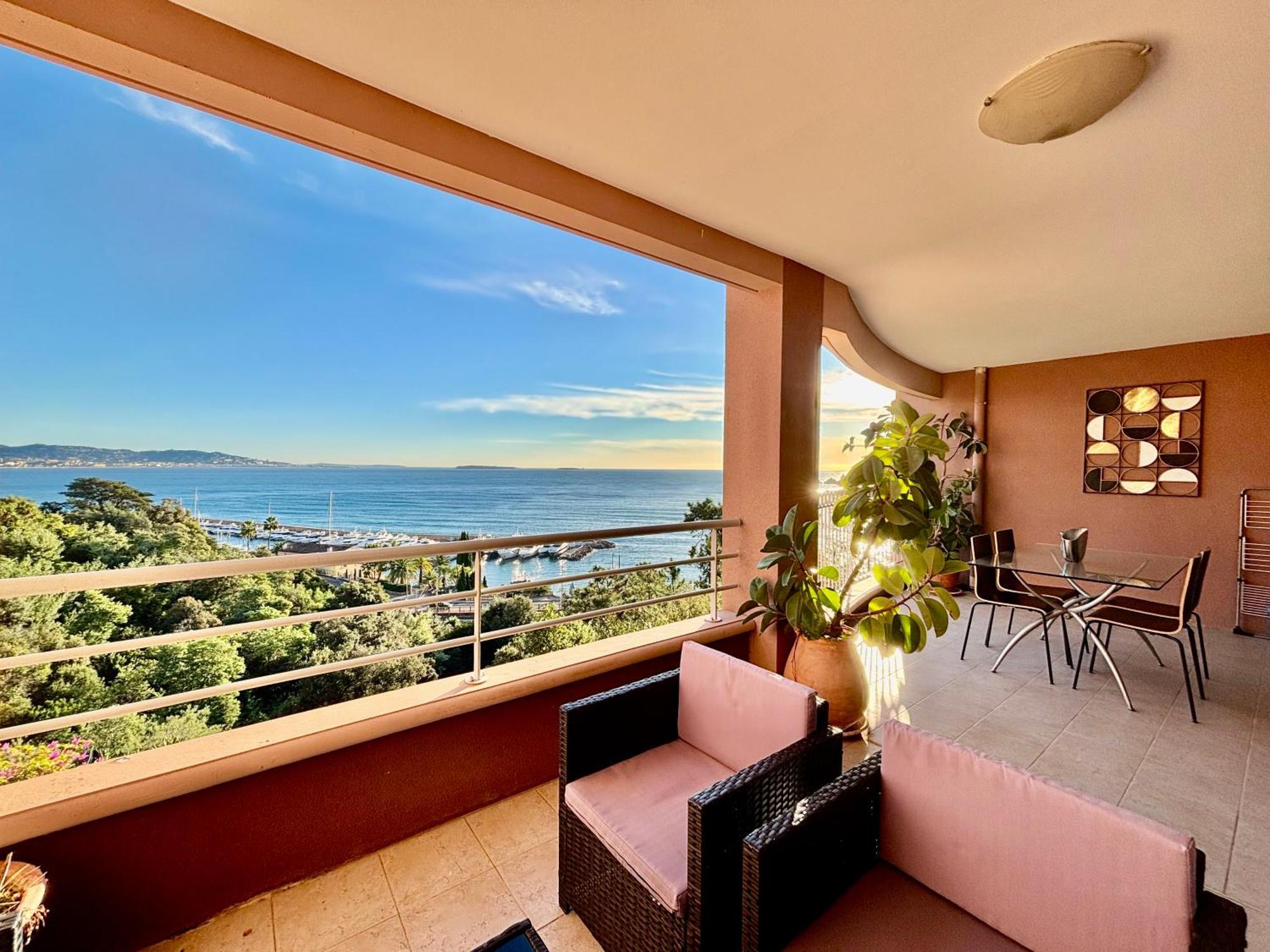 Апартаменты Superbe 3 Pieces Sur La Baie De Theoule Экстерьер фото